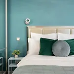 Downtown Pop-Up Apartment
